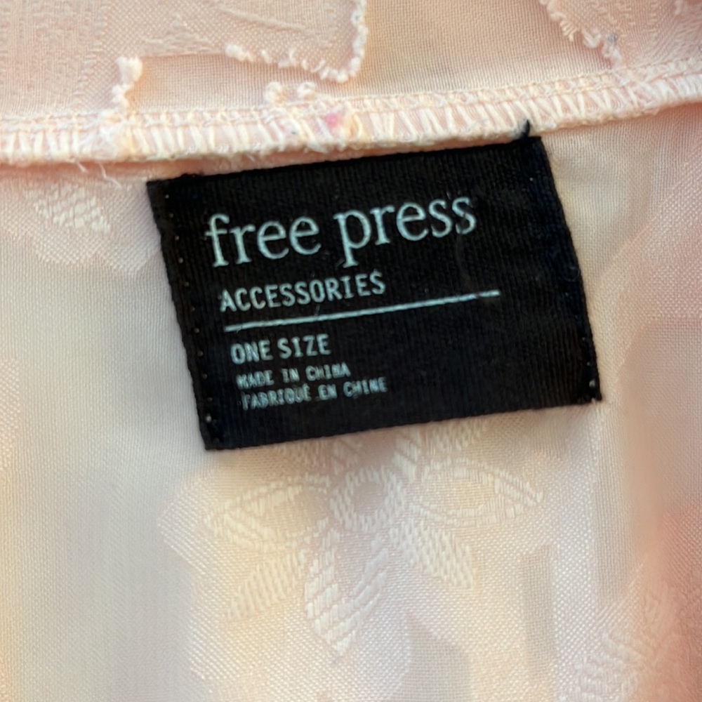 Pink kimono - Picture 2 of 5